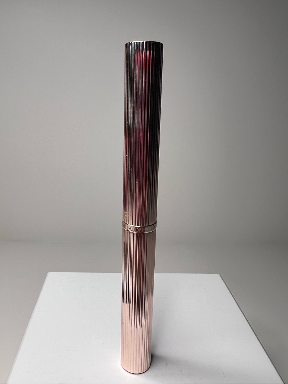 Estée Lauder Pure Color Explicit
Slick Shine Lipstick